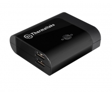 Thermaltake Trip Portable Power Pack 5200mAh  2.1A output, Compatible with iPad Image